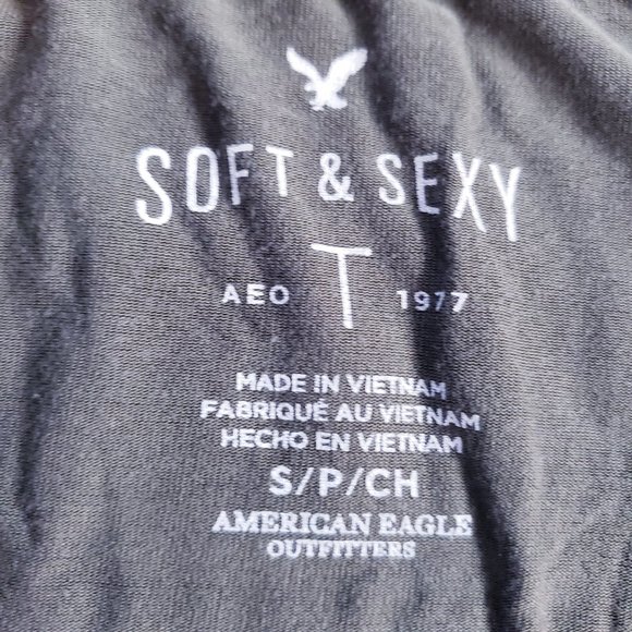 ☀️ 4/$25 … AE Soft and Sexy Tee - Picture 5 of 6